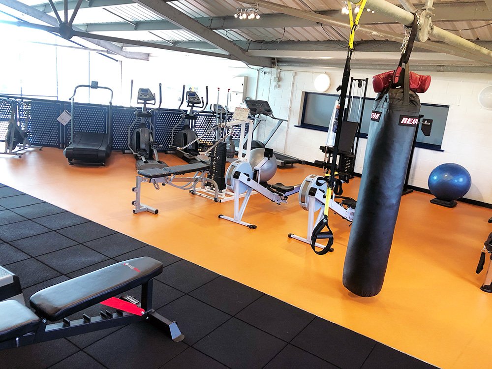 Punch bag, rowing machines and cardio machines in St. Just gym